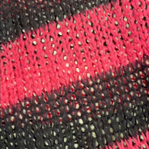 Juniors top - Picture 3 of 3